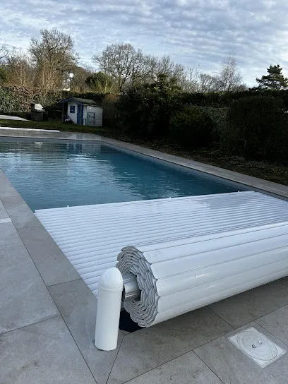 Image de LES PIEDS DANS L'EAU 77