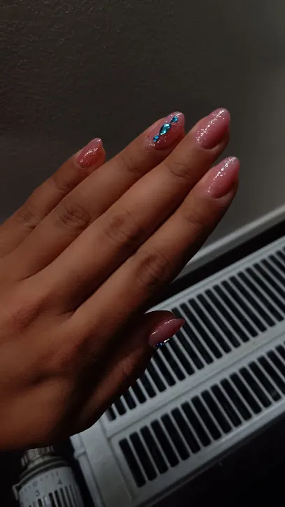 Image de Natylashes extension de cil,Head spa japonais,soin du visage, onglerie