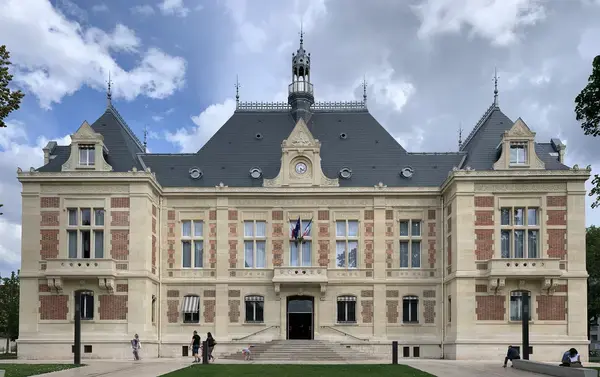 Installateur Spa IDF Installateur spa et jacuzzi Montrouge